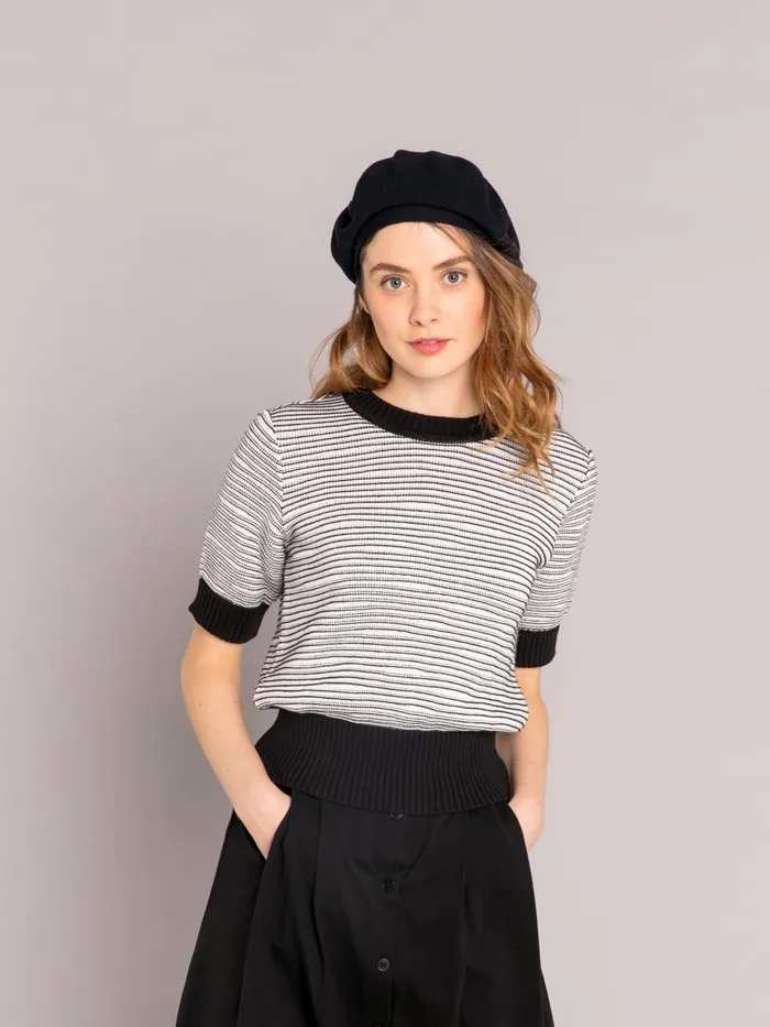 Agns B Caps and Hats Women Black Cotton Beret