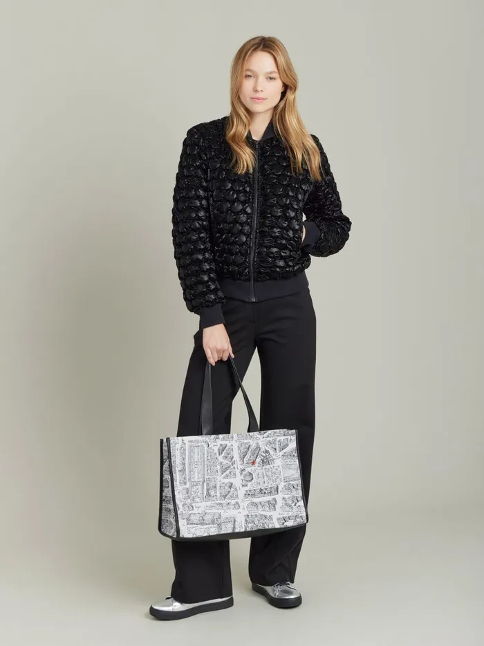 Agns B Jackets and Coats Women Black Polyester Quilted Classe Jacket
