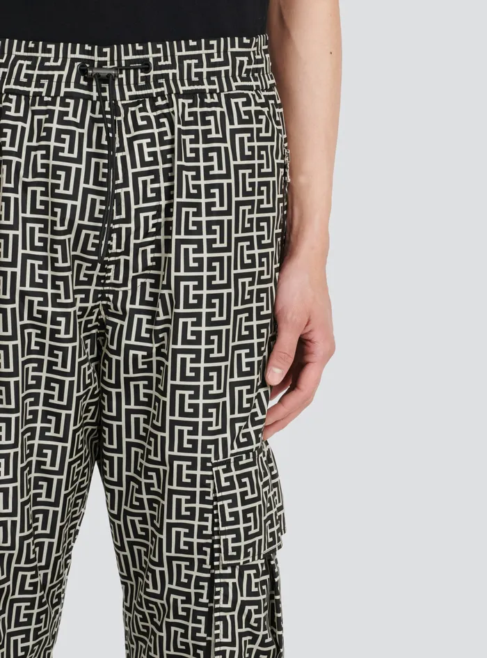 Balmain Trousers And Shorts Mens Cargo Pants With Balmain Monogram Black Balmain Trousers And Shorts Mens Cargo Pants With Balmain Monogram Black