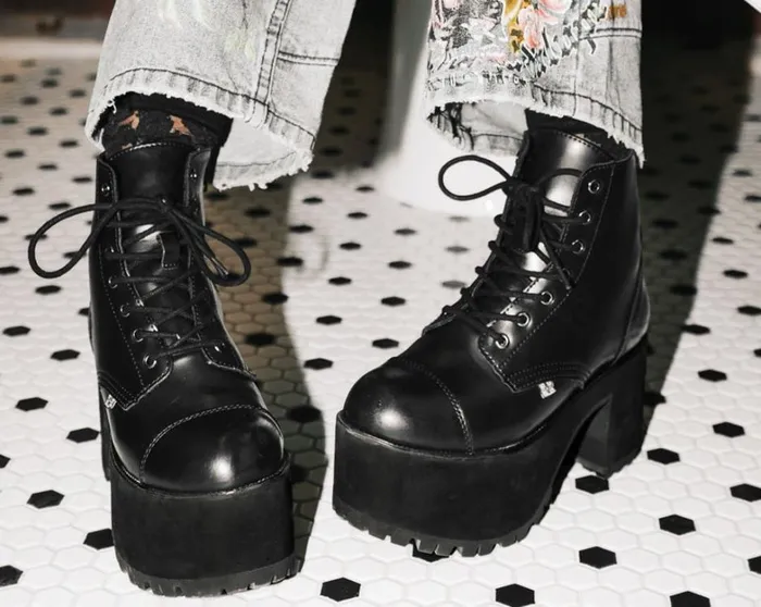 Black BrushOff 7Eye Nosebleed Boot Women TUK Shoes Boots Black BrushOff 7Eye Nosebleed Boot Women TUK Shoes Boots