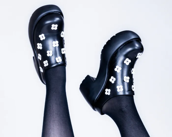 Black Burnished White Flower Anarchic Bubble Clog Women TUK Shoes Platforms Black Burnished White Flower Anarchic Bubble Clog Women TUK Shoes Platforms