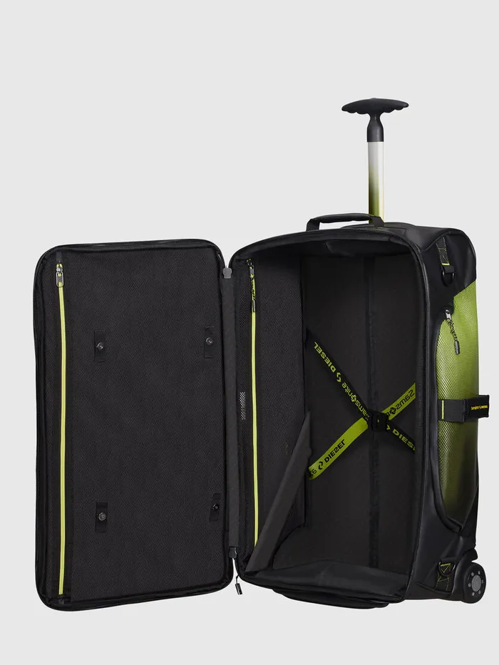 Diesel Bags Mens KA269009 8211 PARADIVE BlackYellow Gift 4 You Diesel Bags Mens KA269009 8211 PARADIVE BlackYellow Gift 4 You