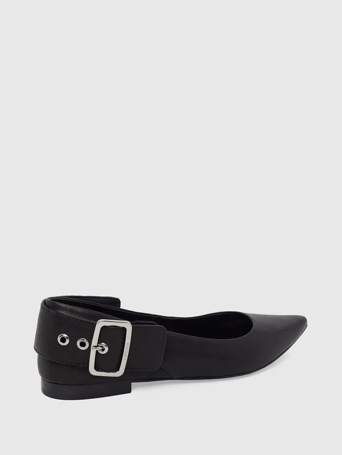Diesel Flats Womens DMOMY BAT Black Near Me