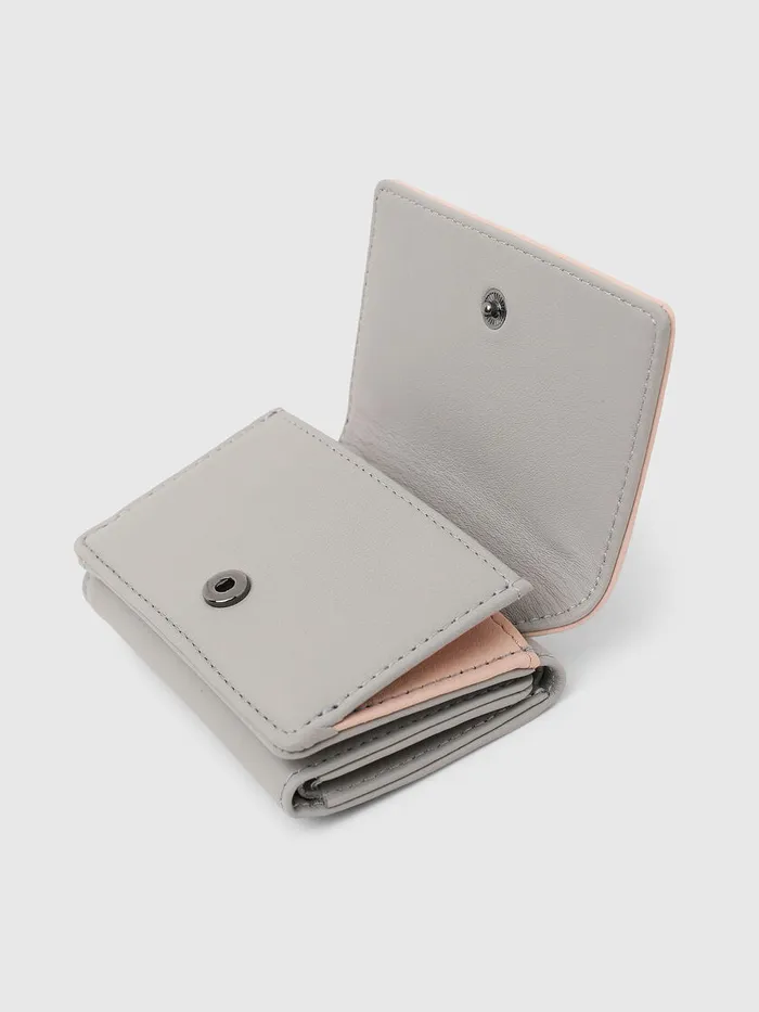 Diesel Wallets Womens LORETTINA Face Powder Gift for Friend