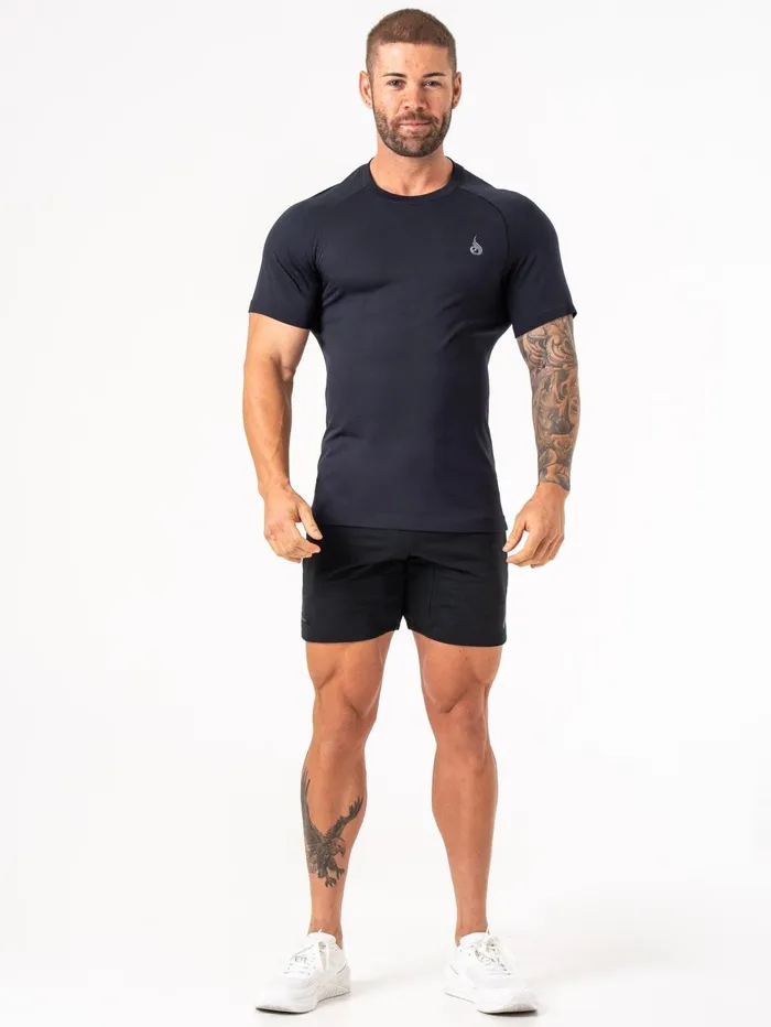 Element Seamless TShirt 8211 Black Men Ryderwear Tops
