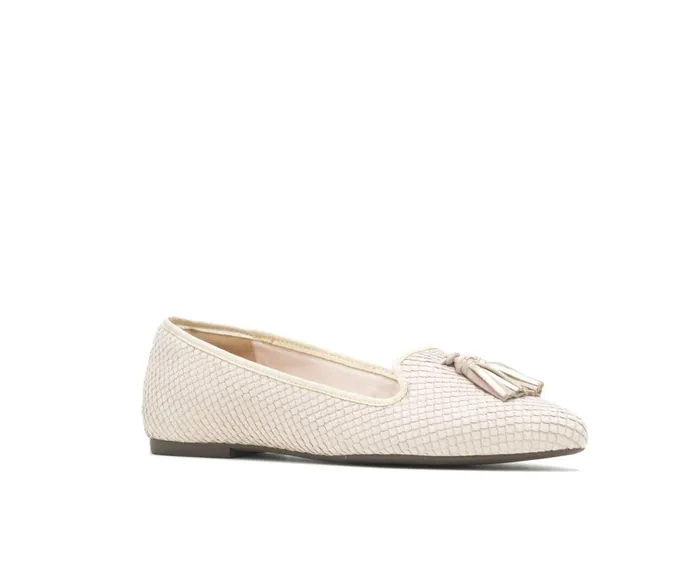 Hush Puppies Flats and SlipOns Sadie Tassel SlipOn Eggnog Cobra Leather 8211 Women Hush Puppies Flats and SlipOns Sadie Tassel SlipOn Eggnog Cobra Leather 8211 Women