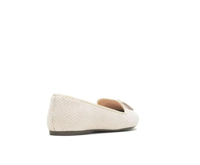 Hush Puppies Flats and SlipOns Sadie Tassel SlipOn Eggnog Cobra Leather 8211 Women Hush Puppies Flats and SlipOns Sadie Tassel SlipOn Eggnog Cobra Leather 8211 Women