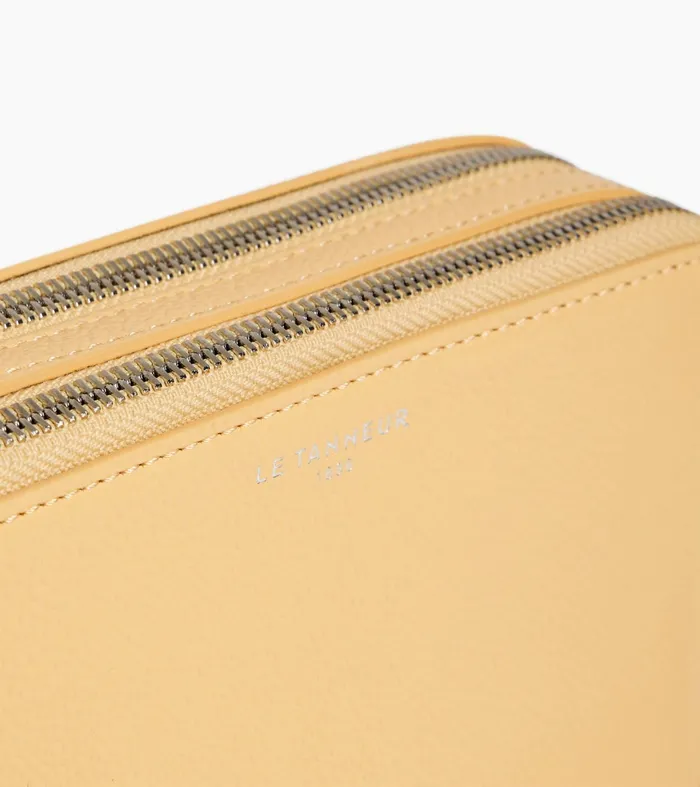 Le Tanneur Crossbody Bags Men Small 2Compartment Shoulder Bag In Grained Leather Aurora Yellow