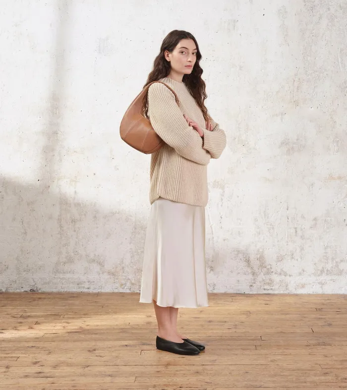 Le Tanneur Totes and Shoulder Bags Women Medium Hobo Bag In Grained Leather Brown Tan