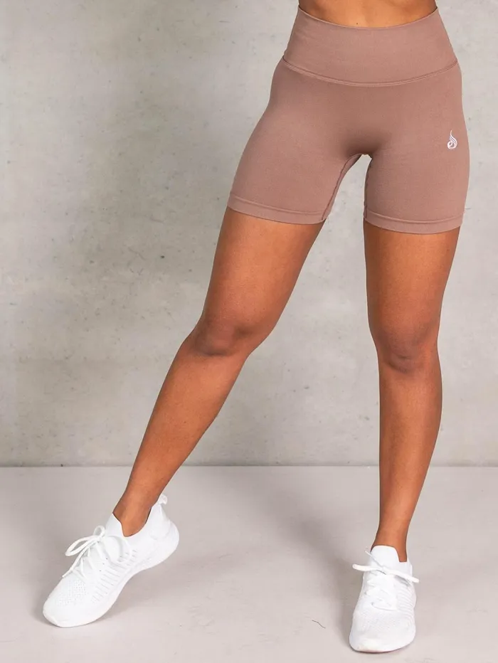 Lift BBL Scrunch Seamless Shorts 8211 Almond Women Ryderwear Gym Shorts