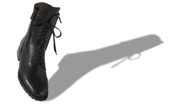 Men Casual Manolo Blahnik CAMPCHO Black Calf Leather LaceUp Boots Men Casual Manolo Blahnik CAMPCHO Black Calf Leather LaceUp Boots