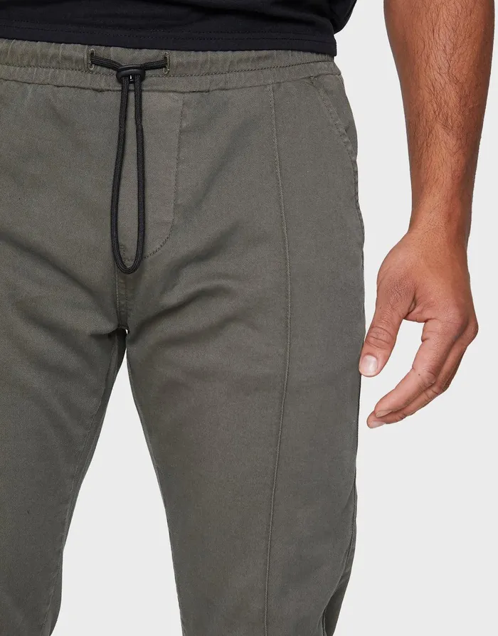 Men Khaki Slim Fit Trousers Khaki Threadbare Trousers and Cargos Men Khaki Slim Fit Trousers Khaki Threadbare Trousers and Cargos