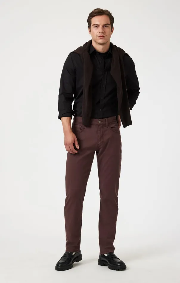 Men Marcus Slim Straight Leg In Currant Luxe Twill Mavi Jeans Pants