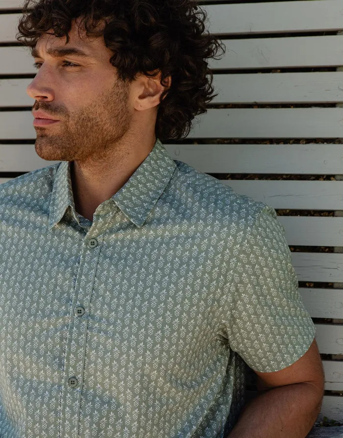 Men Sage Pineapple Print Short Sleeve Shirt Sage Threadbare Shirts Men Sage Pineapple Print Short Sleeve Shirt Sage Threadbare Shirts