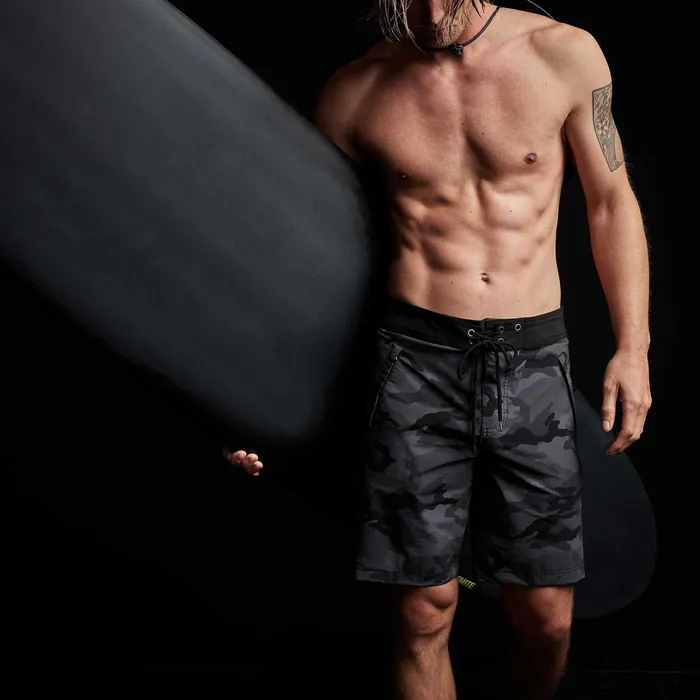 Men Shorts James Perse Camo Zip Pocket Boardshort Black Sea Camoblack