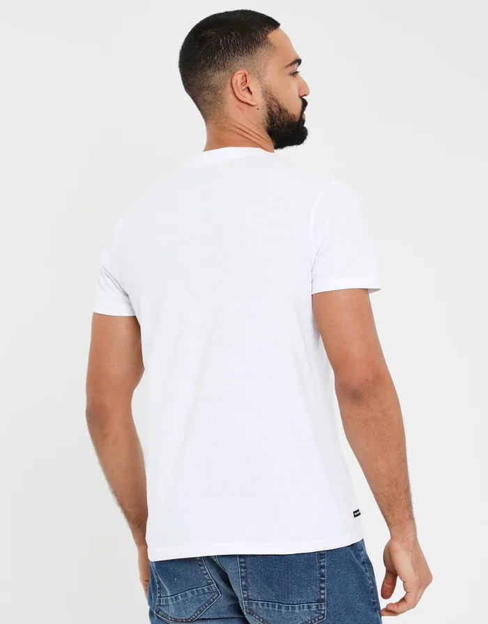 Men White Graphic Print Short Sleeve TShirt White Threadbare TShirts Men White Graphic Print Short Sleeve TShirt White Threadbare TShirts
