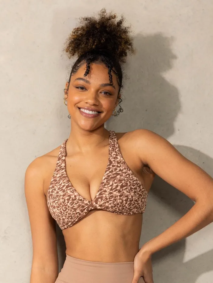 Momentum Twist Sports Bra 8211 Mocha Leopard Women Ryderwear Sports Bras
