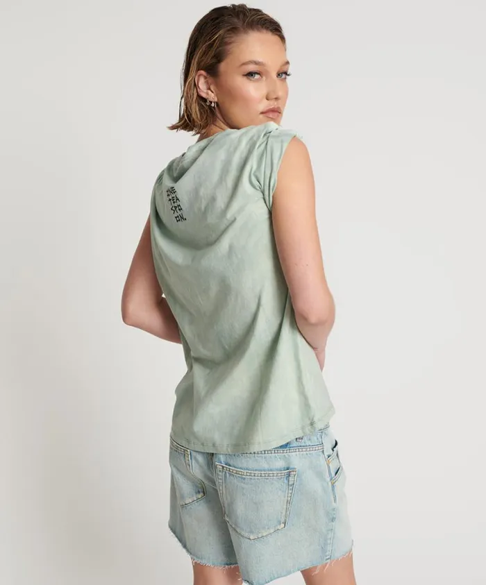 One Teaspoon Graphic Tees Women Love Stained Crew Tee