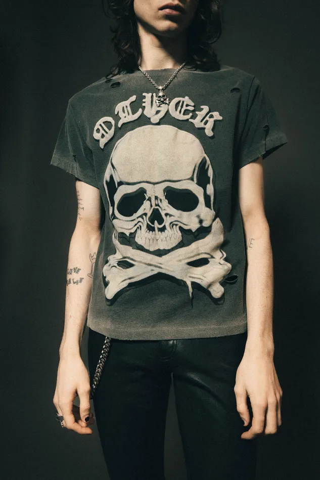 OTHER TSHIRTS MEN The Skull and Crossbones Vintage Tee Heavy Relic Black