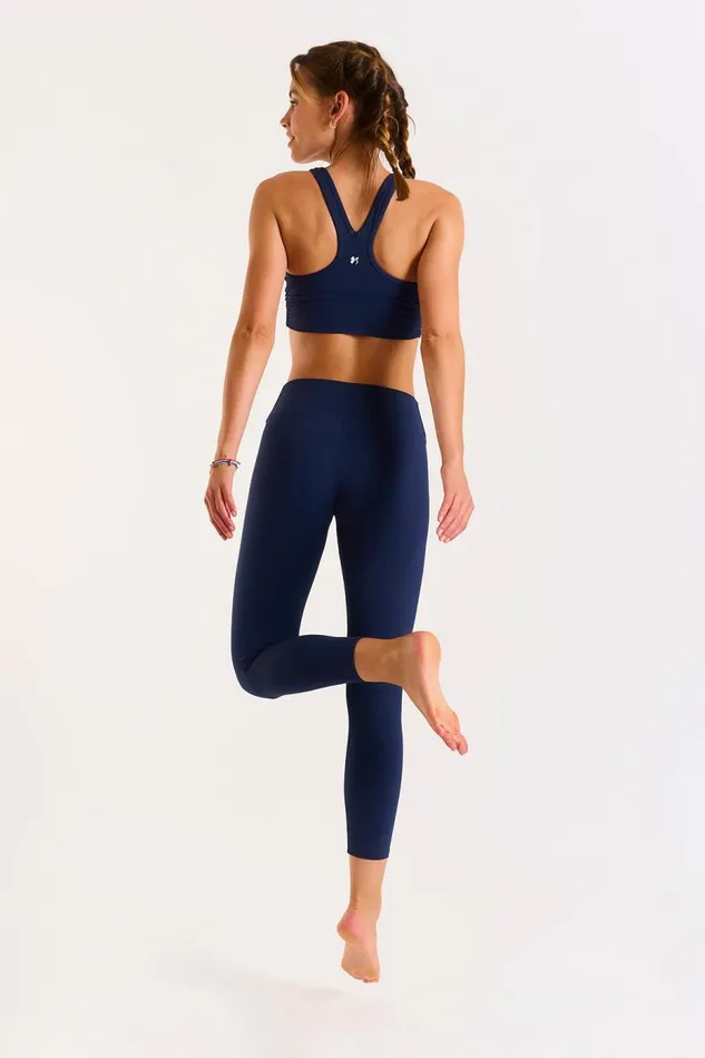 Outfit Navy Blue FLOW and EAGLE WELLNESS Navy Women Banana Moon Leggings and Pants
