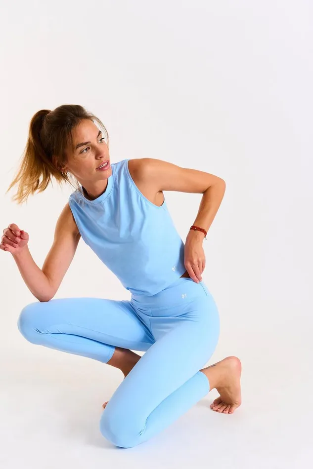 Outfit Sky ADILO and EAGLE WELLNESS Blue Women Banana Moon Tops and Bras