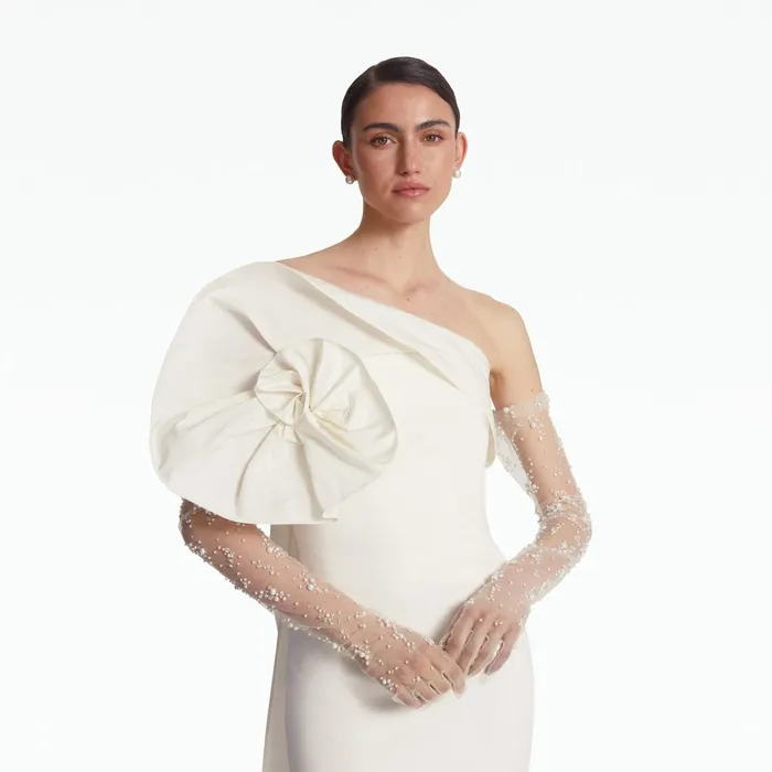 Safiyaa Astin Ivory And Gypsophilia Gloves Women Accessories