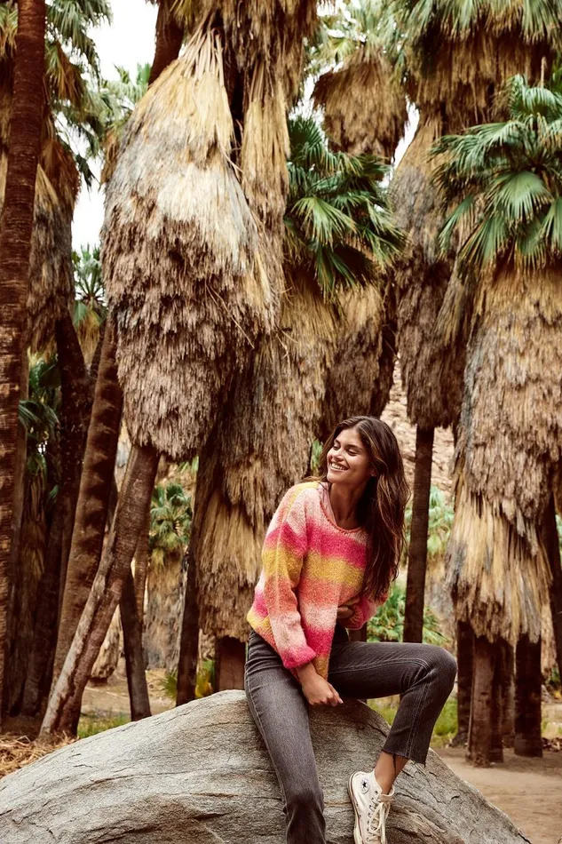 Sweater Pink 8211 VAHE UTOPIA Pink Women Banana Moon Sweaters