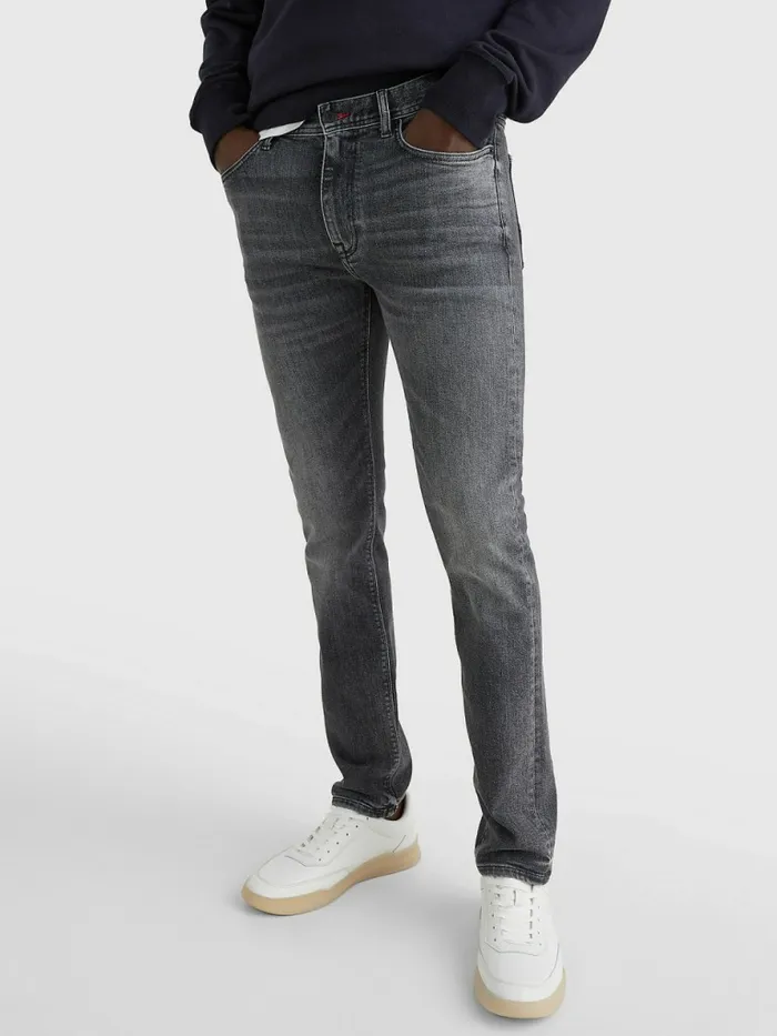 Tommy Hilfiger Bleecker Regular Faded Black Jeans Lake Black Mens Jeans On Sale Tommy Hilfiger Bleecker Regular Faded Black Jeans Lake Black Mens Jeans On Sale