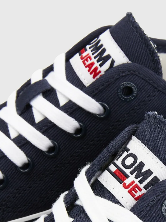 Tommy Hilfiger Essential LowTop Canvas Trainers Twilight Navy Womens Trainers Online