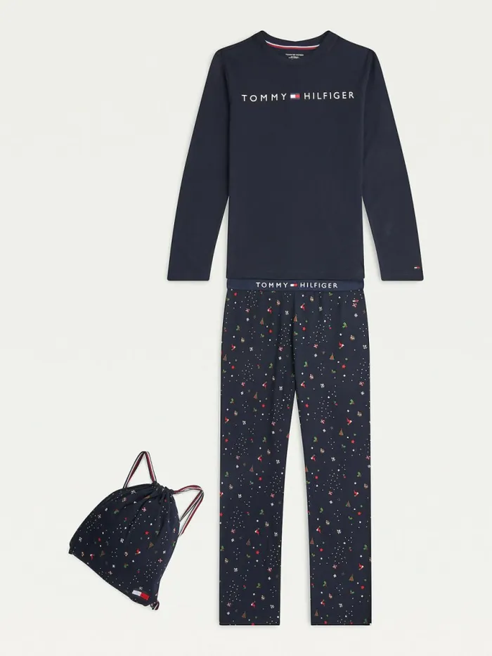 Tommy Hilfiger Festive Organic Cotton Pyjama Gift Set Desert SkyFestive Scatter Boys Underwear and Socks Fashion Tommy Hilfiger Festive Organic Cotton Pyjama Gift Set Desert SkyFestive Scatter Boys Underwear and Socks Fashion