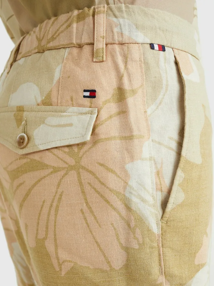 Tommy Hilfiger Harlem Modern Floral Relaxed Chino Shorts Clayed Pebble Mens Shorts Casaul