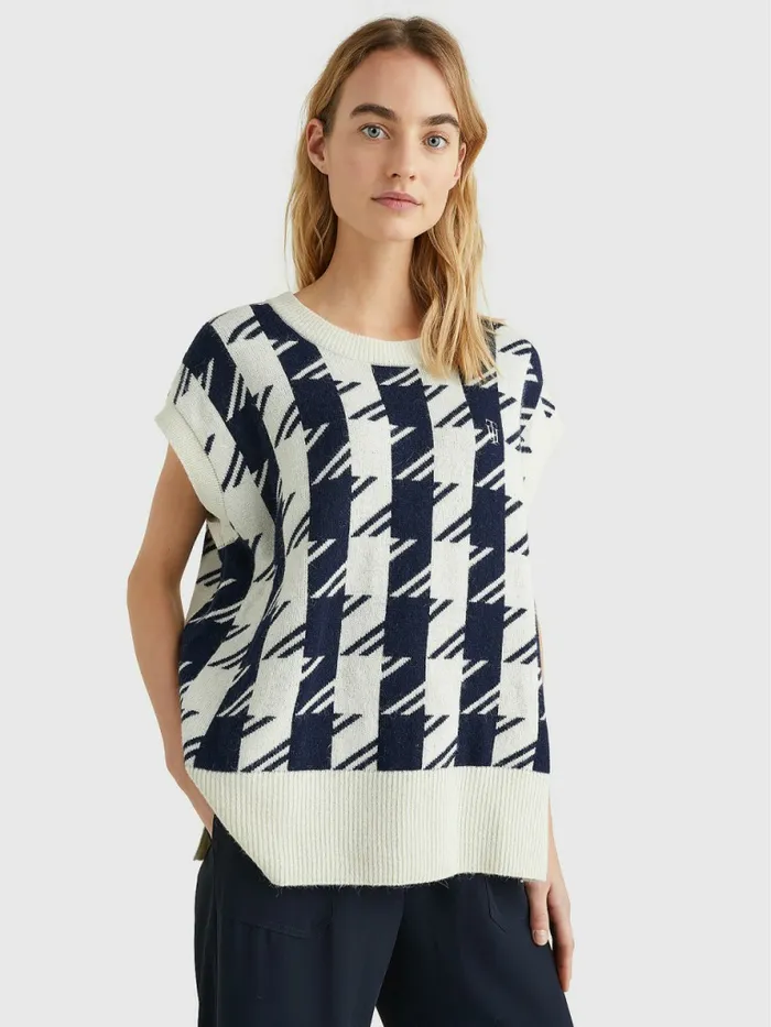 Tommy Hilfiger Houndstooth Relaxed Crew Neck Vest Large HoundstoothDes Sky Ecru Womens Knitwear Gift Ideas Tommy Hilfiger Houndstooth Relaxed Crew Neck Vest Large HoundstoothDes Sky Ecru Womens Knitwear Gift Ideas