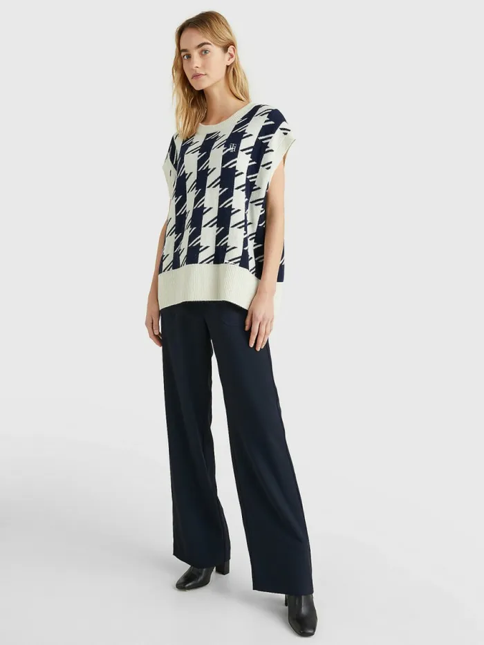 Tommy Hilfiger Houndstooth Relaxed Crew Neck Vest Large HoundstoothDes Sky Ecru Womens Knitwear Gift Ideas