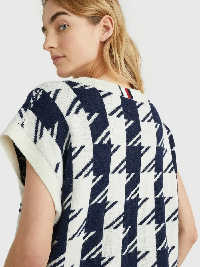 Tommy Hilfiger Houndstooth Relaxed Crew Neck Vest Large HoundstoothDes Sky Ecru Womens Knitwear Gift Ideas