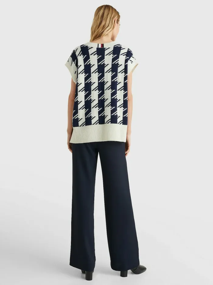 Tommy Hilfiger Houndstooth Relaxed Crew Neck Vest Large HoundstoothDes Sky Ecru Womens Knitwear Gift Ideas