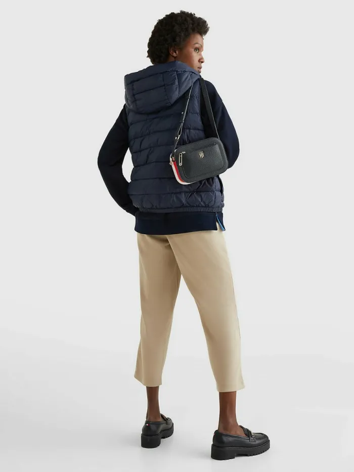 Tommy Hilfiger Pebble Grain Signature Camera Bag Navy Corporate Womens Bags Gift Ideas