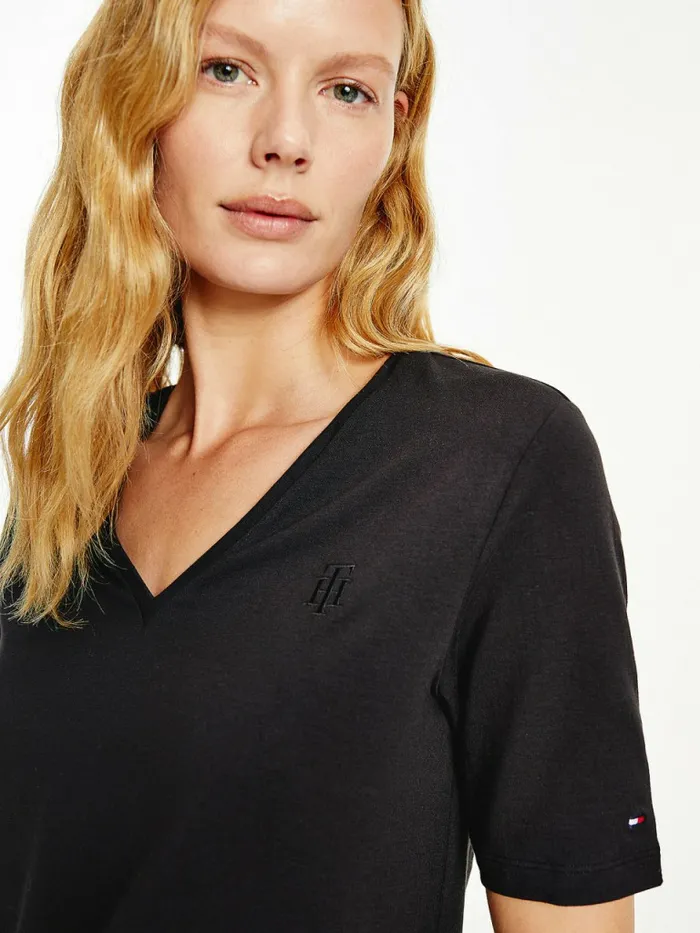 Tommy Hilfiger Relaxed Fit VNeck Monogram TShirt Black Womens TShirts Casaul
