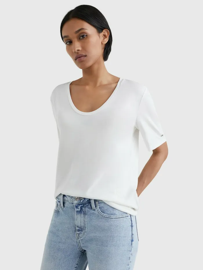 Tommy Hilfiger Sueded Scoop Neck Relaxed TShirt Sueded Ecru Womens TShirts Cheap On Sale Tommy Hilfiger Sueded Scoop Neck Relaxed TShirt Sueded Ecru Womens TShirts Cheap On Sale