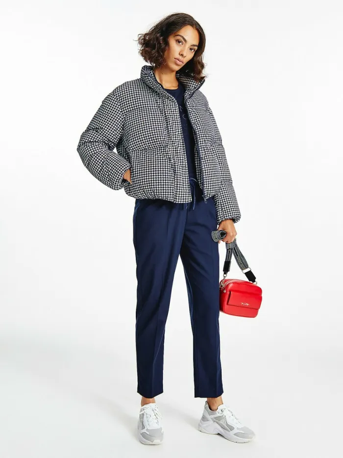 Tommy Hilfiger Th Protect Houndstooth Relaxed Down Jacket Small HoundstoothDesert Sky Ecru Womens Coats and Jackets Online Tommy Hilfiger Th Protect Houndstooth Relaxed Down Jacket Small HoundstoothDesert Sky Ecru Womens Coats and Jackets Online