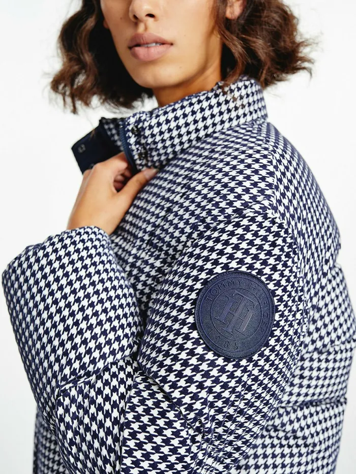 Tommy Hilfiger Th Protect Houndstooth Relaxed Down Jacket Small HoundstoothDesert Sky Ecru Womens Coats and Jackets Online