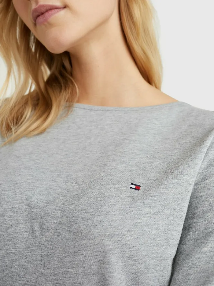 Tommy Hilfiger ThreeQuarter Sleeve Slim Fit TShirt Light Grey Heather Womens TShirts Gift for Friend