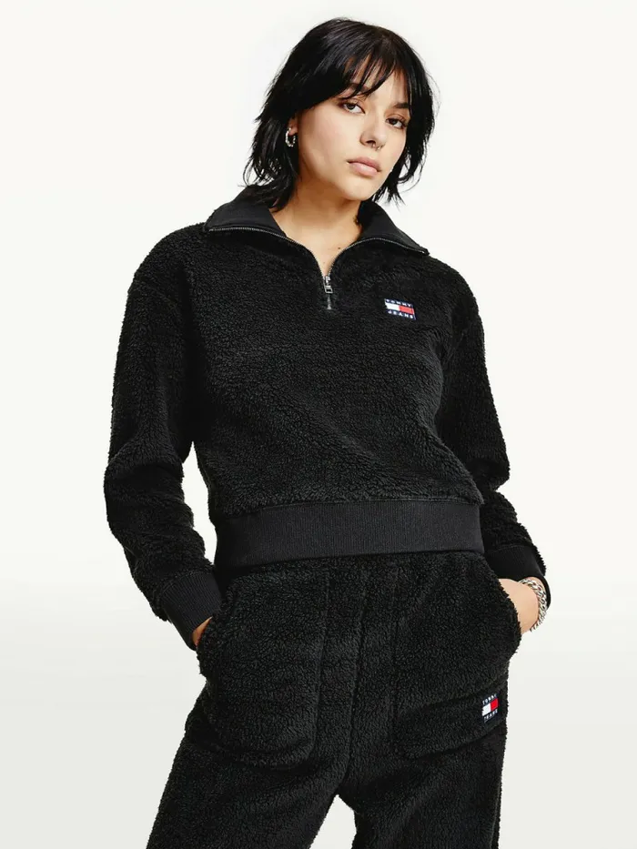 Tommy Hilfiger Tommy Badge Boxy Plush Fleece Sweatshirt Black Womens Sweatshirts and Hoodies Sale Tommy Hilfiger Tommy Badge Boxy Plush Fleece Sweatshirt Black Womens Sweatshirts and Hoodies Sale
