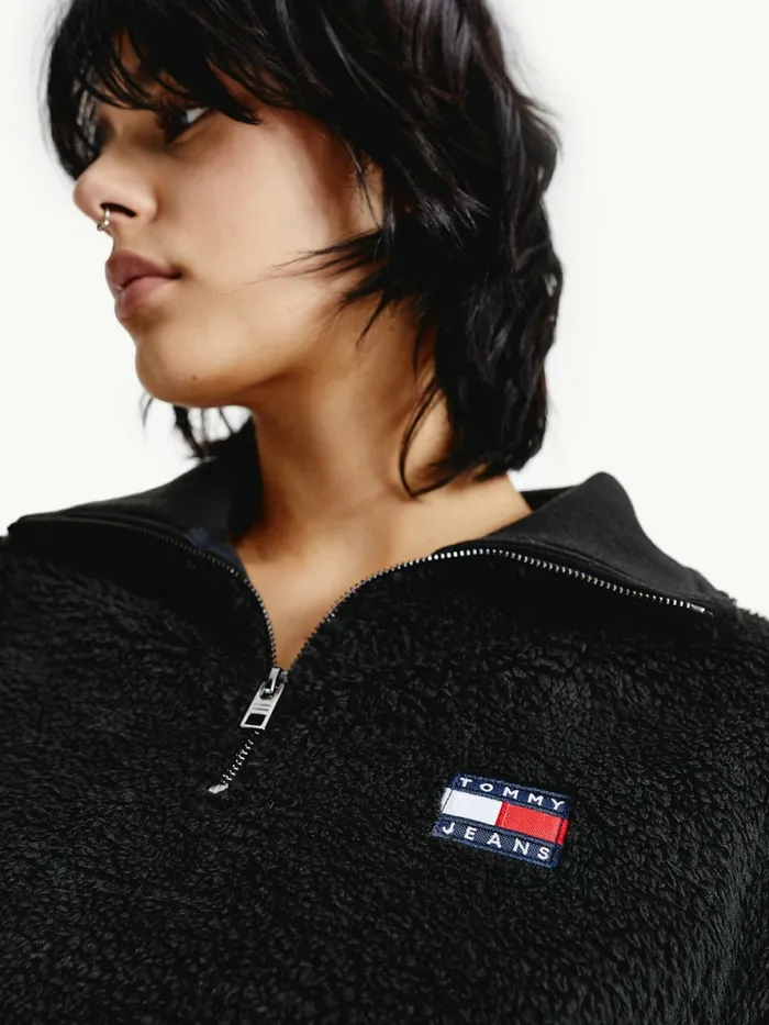 Tommy Hilfiger Tommy Badge Boxy Plush Fleece Sweatshirt Black Womens Sweatshirts and Hoodies Sale