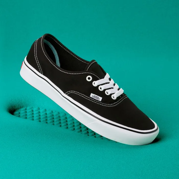 Vans Classics Shoes Mens ComfyCush Authentic BlackTrue White