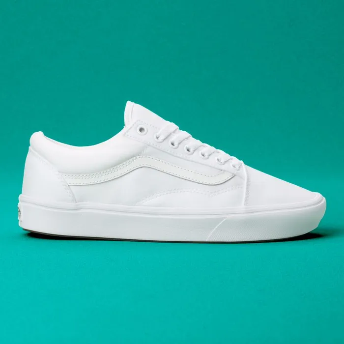 Vans Classics Shoes Mens ComfyCush Old Skool True WhiteTrue White Vans Classics Shoes Mens ComfyCush Old Skool True WhiteTrue White