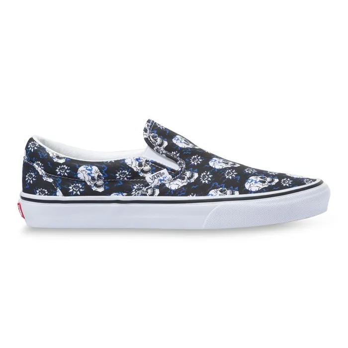 Vans Classics Shoes MensWomens Flash Skulls Classic SlipOn BlackTrue White Vans Classics Shoes MensWomens Flash Skulls Classic SlipOn BlackTrue White