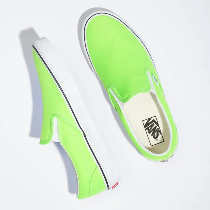Vans Classics Shoes MensWomens Neon SlipOn Green GeckoTrue White Vans Classics Shoes MensWomens Neon SlipOn Green GeckoTrue White