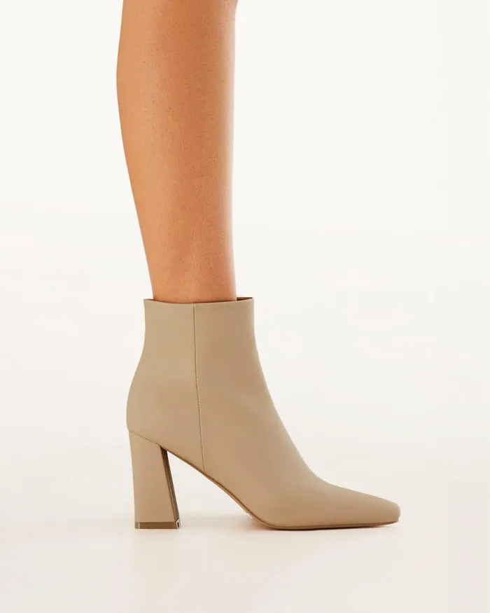 Women Ankle Boots Billini INDEERA 8211 OAK