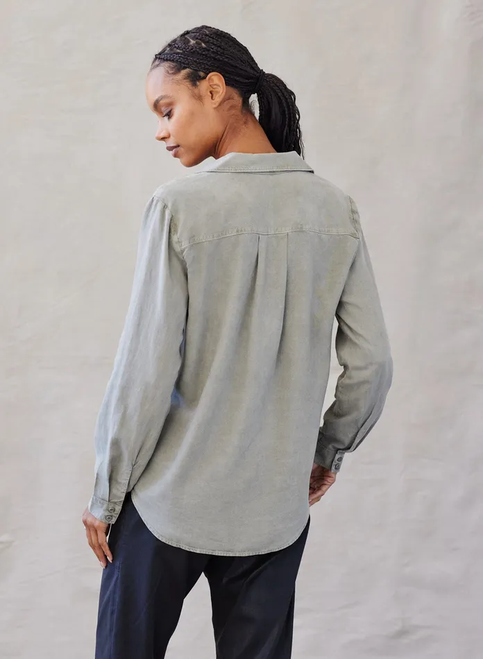 Women Bella Dahl Long Sleeve Two Pocket Classic Button Down 8211 Soft Army SOFT ARMY