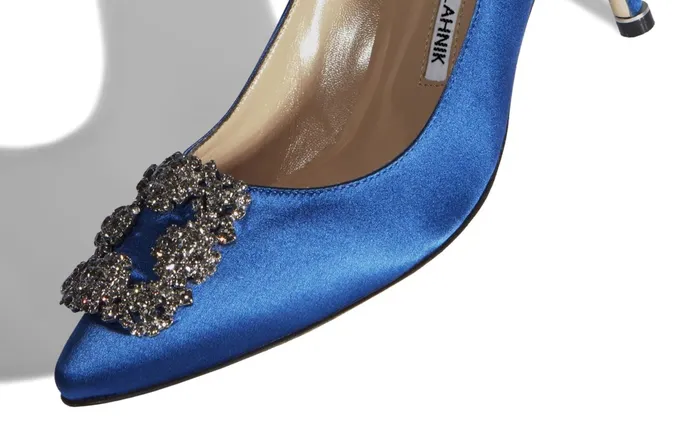 Women Dress Shoes Manolo Blahnik HANGISI 70 Blue Satin Jewel Buckle Pumps Women Dress Shoes Manolo Blahnik HANGISI 70 Blue Satin Jewel Buckle Pumps